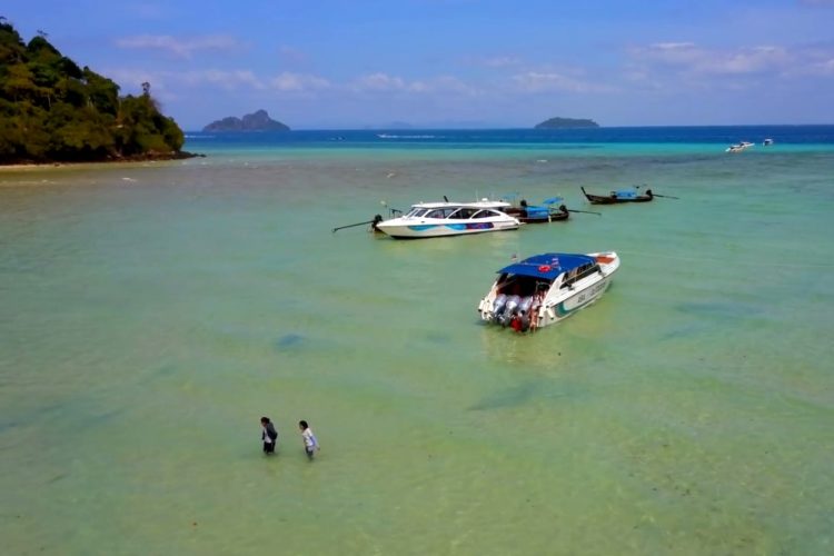 Таиланд рассчитывает до конца года принять 100 000 россиян