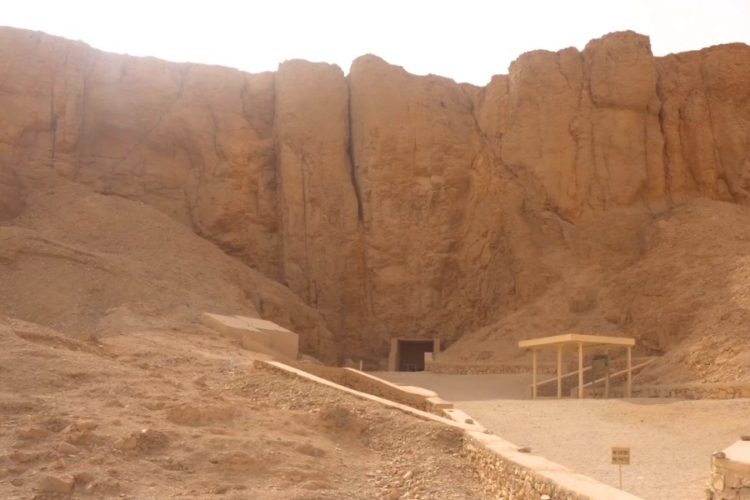 Как допуски в Египет выдали загадочной авиакомпании