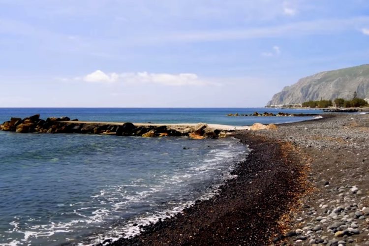 Греция погрузилась в бархатный сезон с максимальными скидками