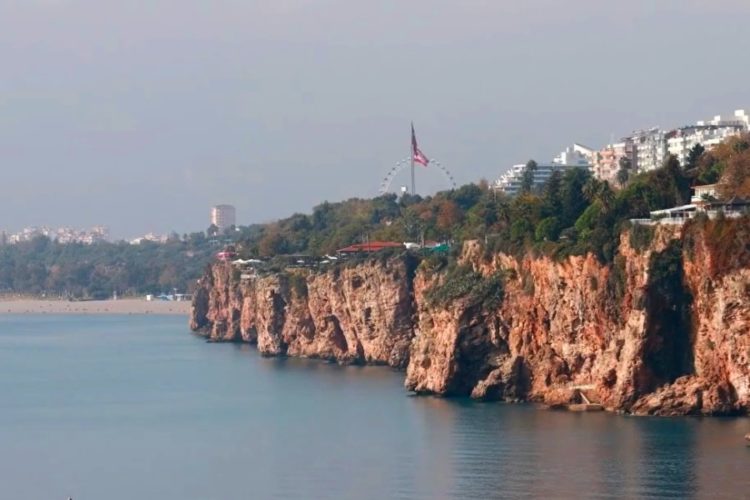 В Салониках собираются ввести новый локдаун