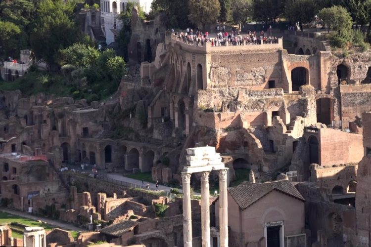 Отправиться в Ватикан стало сложнее
