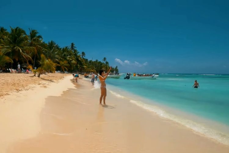 Страх глубоких бронирований не коснулся одного теплого государства