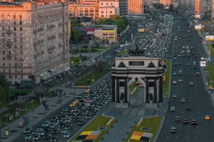 В кафе и магазинах Москвы будут тщательнее контролировать посетителей