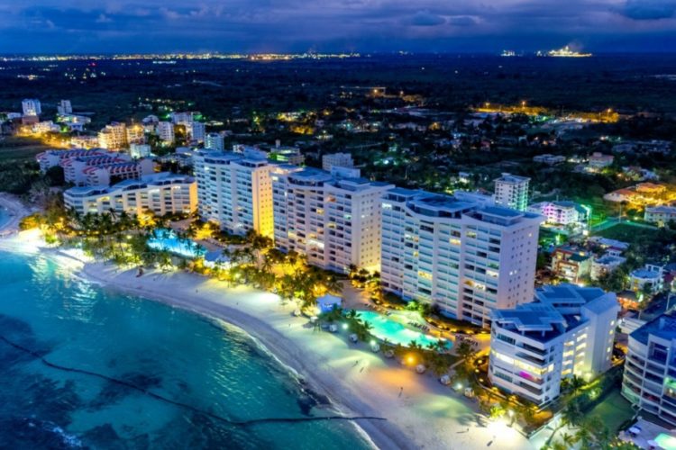 новость 05-10-2021 Как изменились правила въезда в Доминикану для детей?