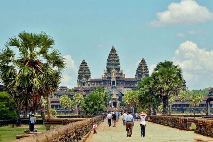 новость 12-10-2021 Экзотическая Камбоджа открылась для массового туризма