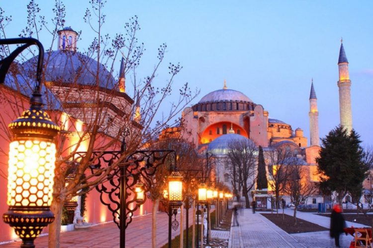 новость 14-10-2021 Какой будет стоимость авиарейса Москва-Стамбул на Новый год?