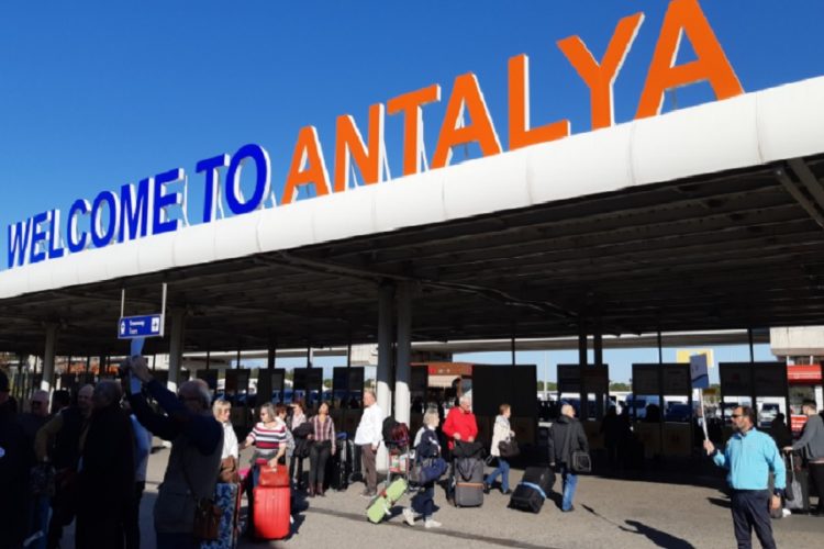 новость 08-10-2021 Сколько будут стоить билеты в Анталью из регионов РФ в октябре?