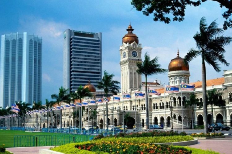 новость 08-10-2021 Стало известно, когда Малайзия откроется для международного туризма