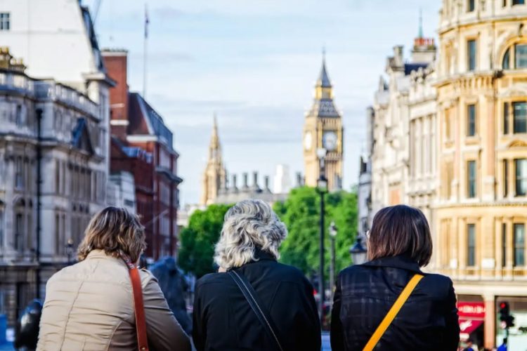 новость 09-10-2021 Англия решила избавиться от системы светофоров