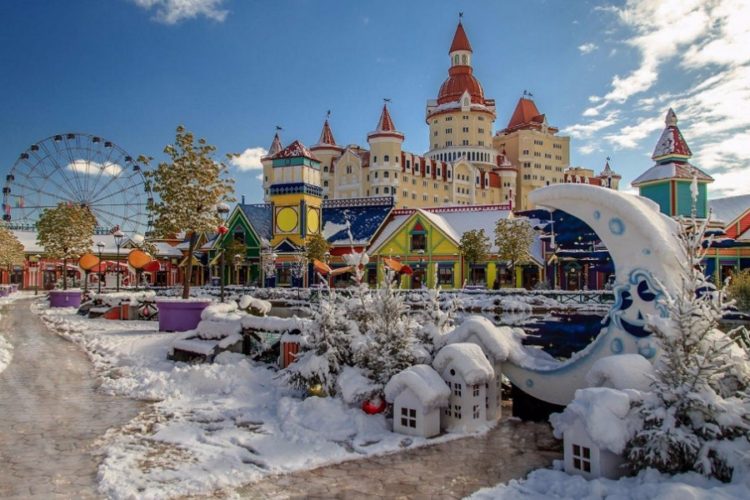 новость 11-10-2021 Туристы уже начали бронировать билеты на новогодние каникулы