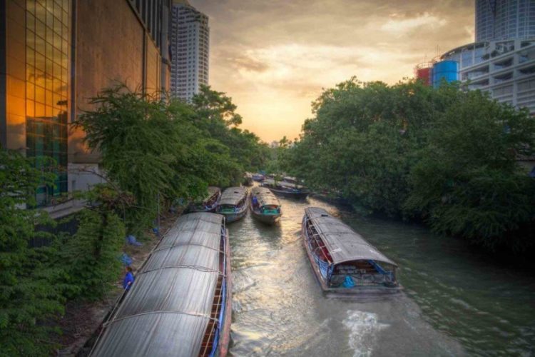 Бангкок обещают сделать больше похожим на Венецию