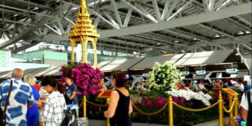 Аэропорт Бангкока готовится к большому наплыву иностранцев