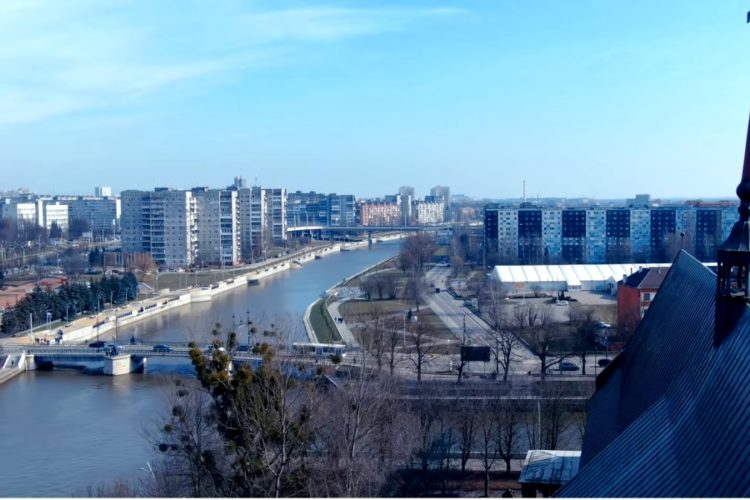 Россияне начали отказываться от оплаченных туров в Калининград