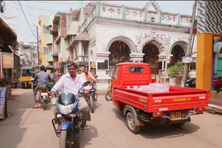 С турвизами в Индию возникла неопределенность