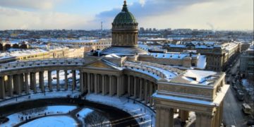 Россиянам рекомендовали не ездить в другие регины на отдых