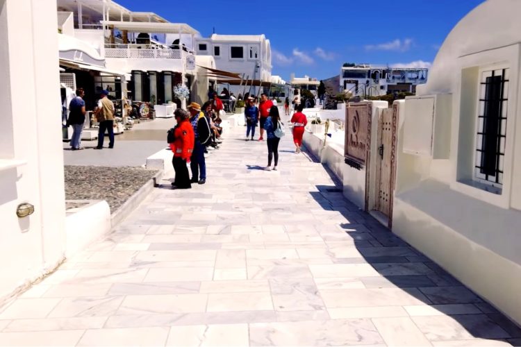 Греция определилась с началом туристического сезона