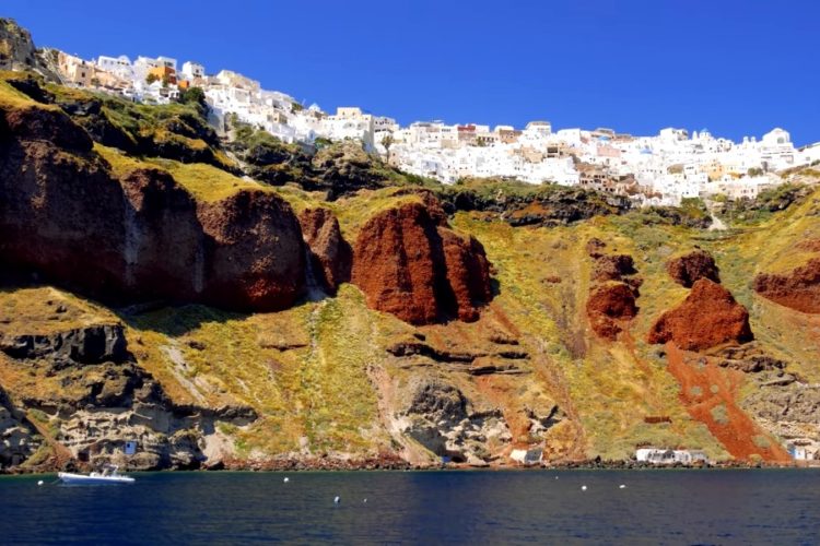 Туристы не заметят новых правил отдыха в Греции