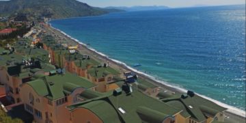 Стало известно, как россияне отреагировали на погоду на Юге