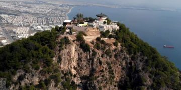 Маршрут Москва-Анталья стал самым загруженным в мире