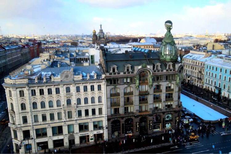 Кого и куда впустят в Питере в период нерабочих дней