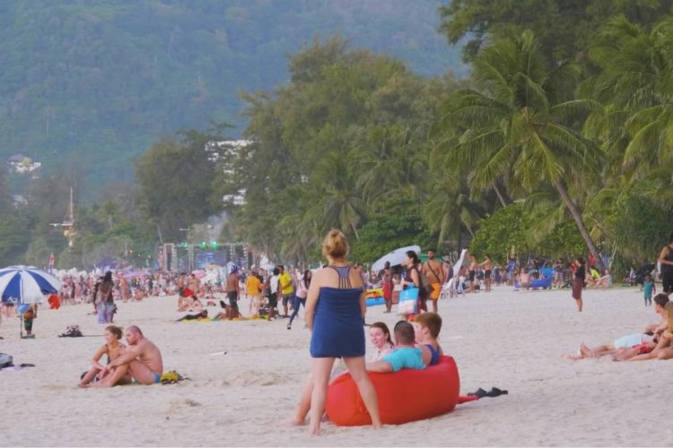 Туроператоры начали продавать туры в Таиланд