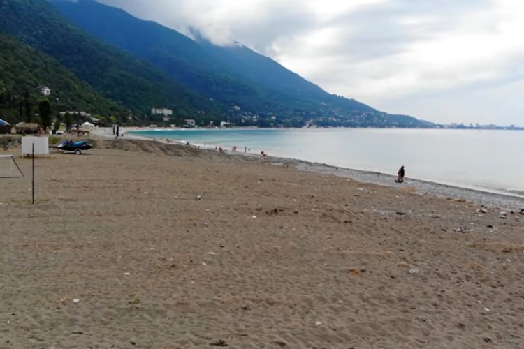 Абхазия сообщила, в каких объектах размещения не осталось мест