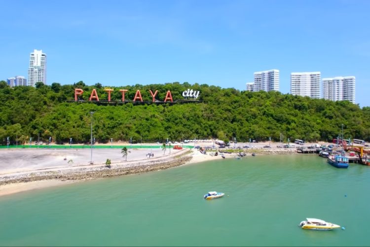 В Паттайе отметили рост доходов от уличных продаж