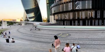 Мэр Москвы сообщил, что краткосрочные ограничения возможны