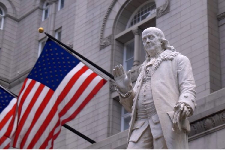 Посольство США в Москве может минимизировать деятельность