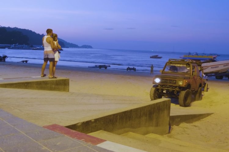 Таиланд заставит туристов платить за отдых больше