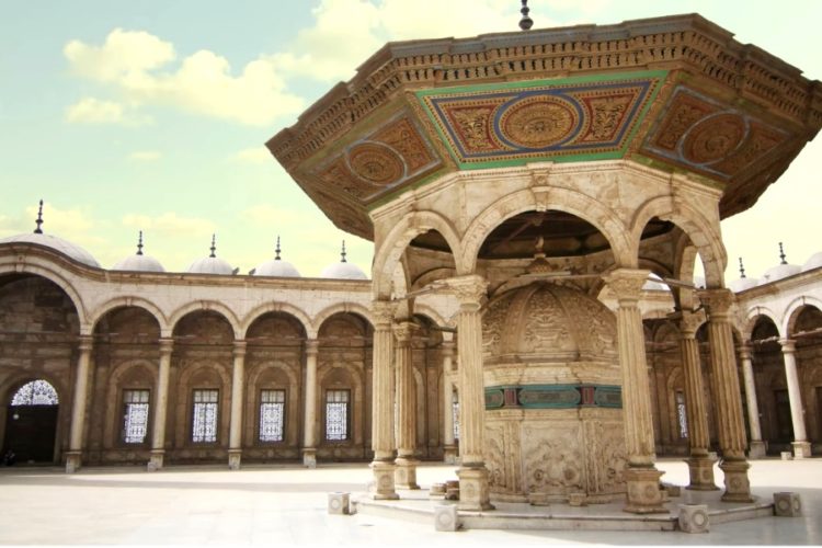 Среди россиян становится популярным новый формат отдыха в Египте