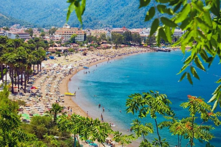 новость 05-11-2021 По числу туристов Турецкая республика опережает своих конкурентов по Средиземноморью