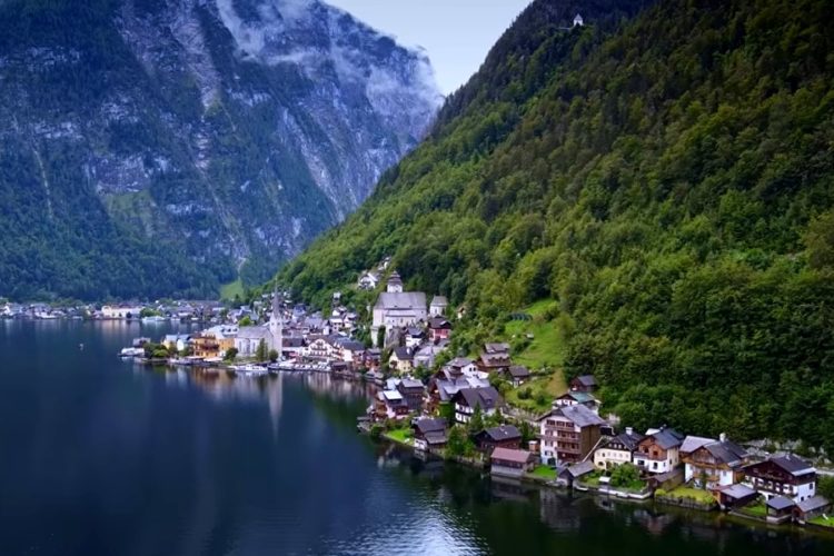 Австрия снимает ограничения на рейсы в Россию