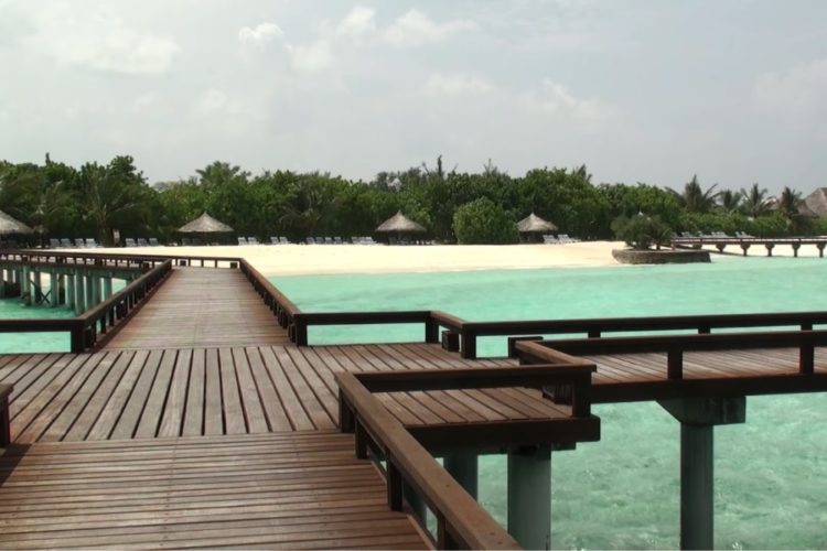 В отелях Египта и Мальдив заканчиваются места