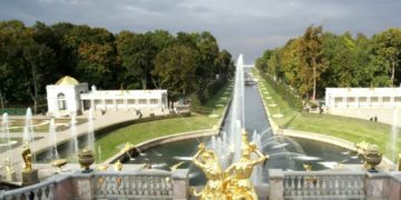 Иностранцы, вакцинированные "Спутником", испытывают проблемы