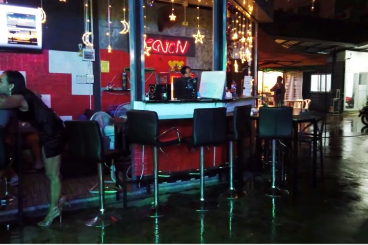 Турпредприятиям Бангкока сообщили, что надо сделать, чтобы продавать алкоголь