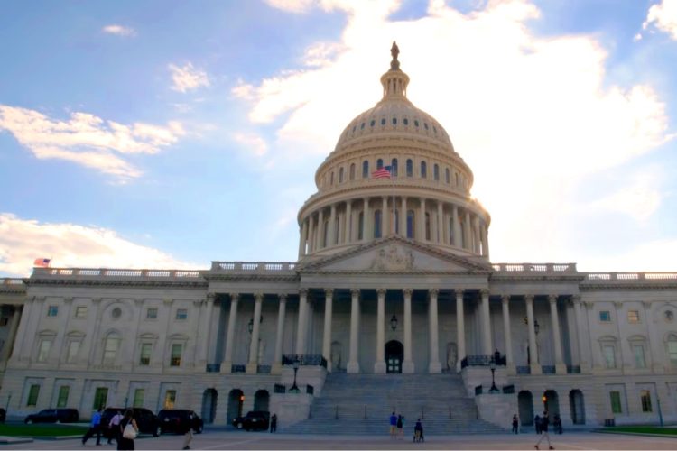 Американцам рекомендовали не приезжать в Россию