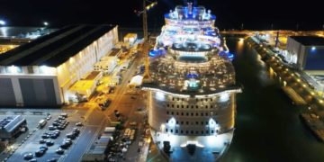 Французская Полинезия запрещает круизные лайнеры