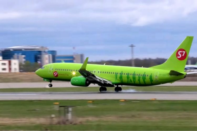 Сразу несколько авиакомпаний запускают распродажу