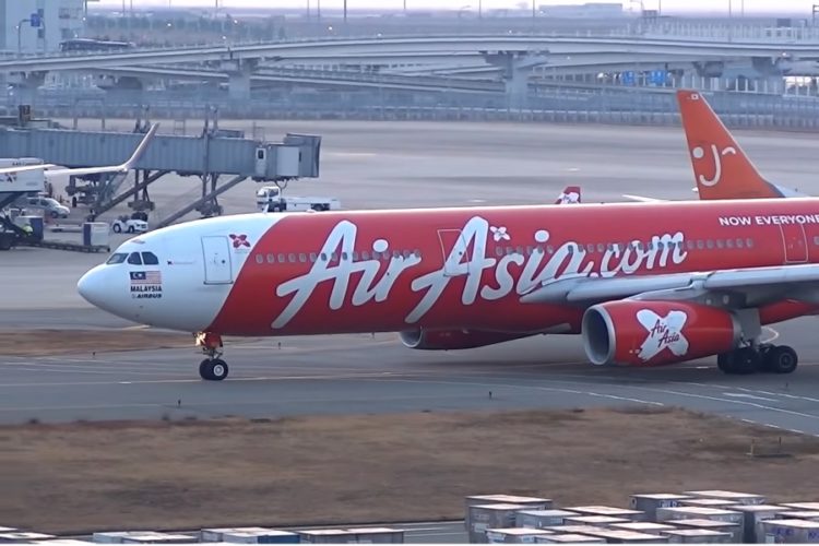 Air Asia призывает Азию пойти по стопам Европы и США