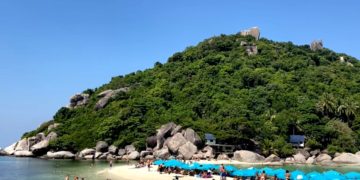 В Таиланде приняли 60 000 туристов и сообщили о быстром восстановлении