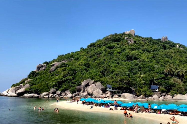 В Таиланде приняли 60 000 туристов и сообщили о быстром восстановлении