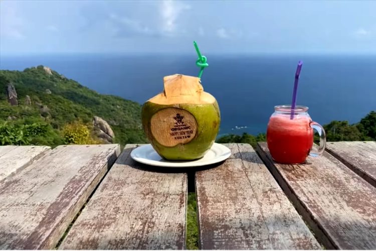 Губернатор Бангкока не хочет, чтобы туристы пили алкоголь