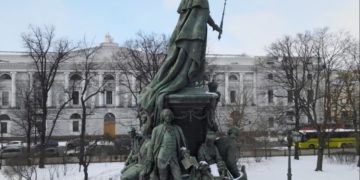 Процесс заселения в отели Санкт-Петербурга меняется