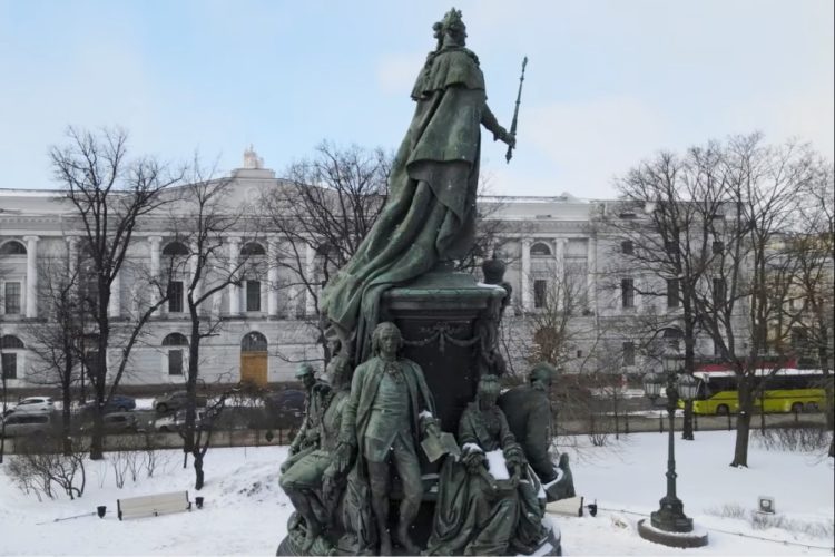 Процесс заселения в отели Санкт-Петербурга меняется