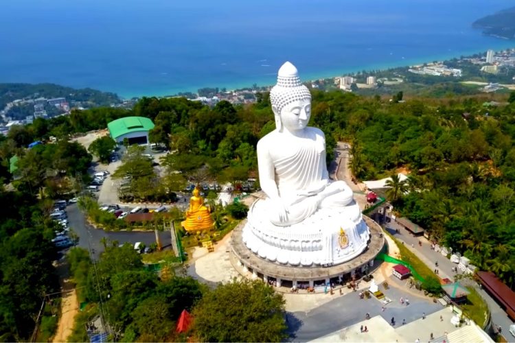 Российские туристы возмущаются, но едут на отдых в Таиланд