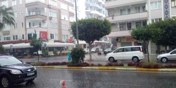 Погода на курортах Турции сильно испортилась