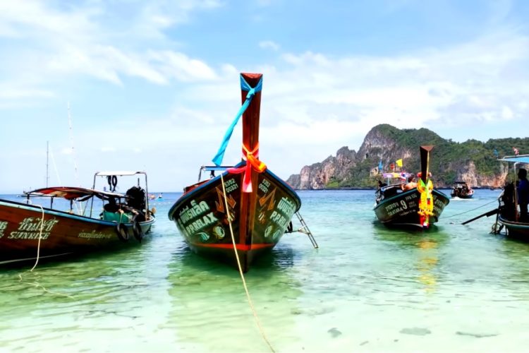 Таиланд обещает отсутствие больших очередей в аэропортах