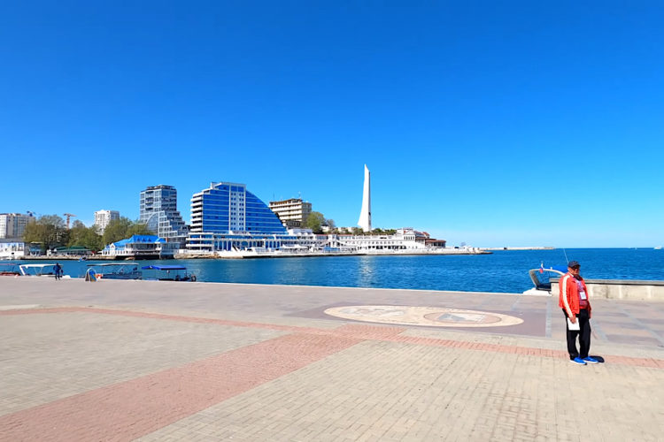 На новогодний период в Севастополе сняли максимум ограничений