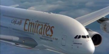 Авиакомпания Emirates начинает страховать пассажиров по другой схеме